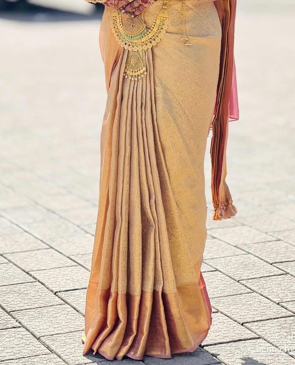 saree d